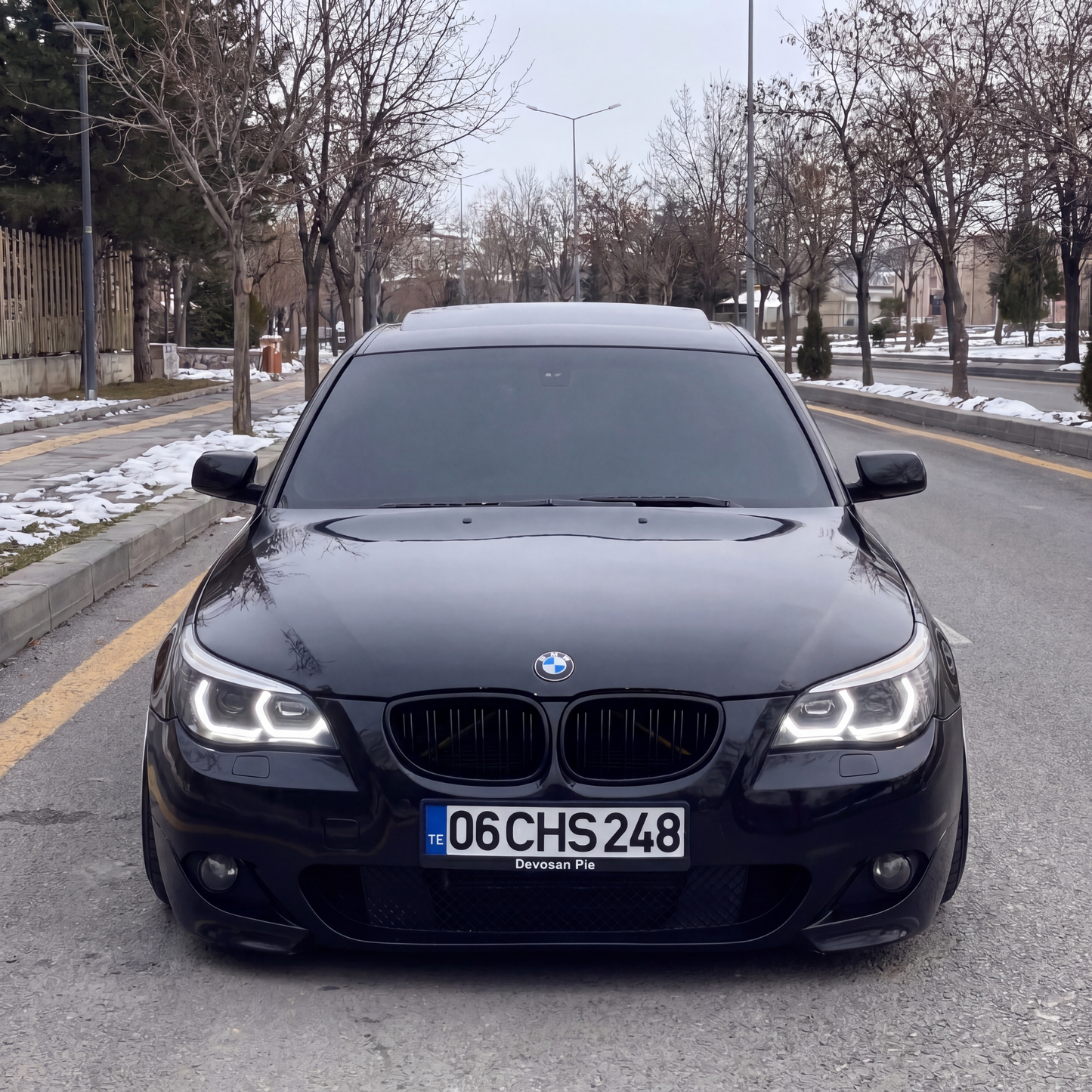 BMW 5 Series E60 (2003-10) V2 Angel Eyes